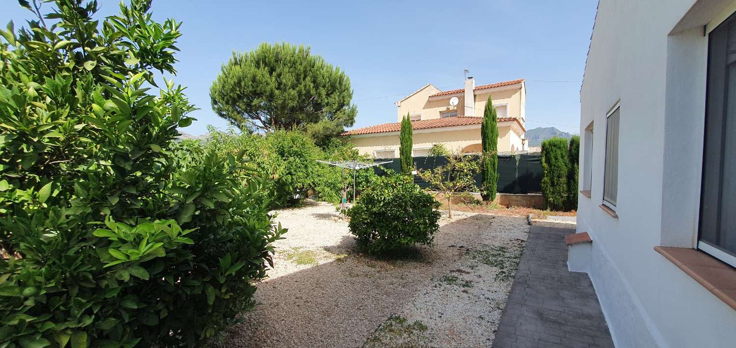 Villa en venta en Palma de Gandía