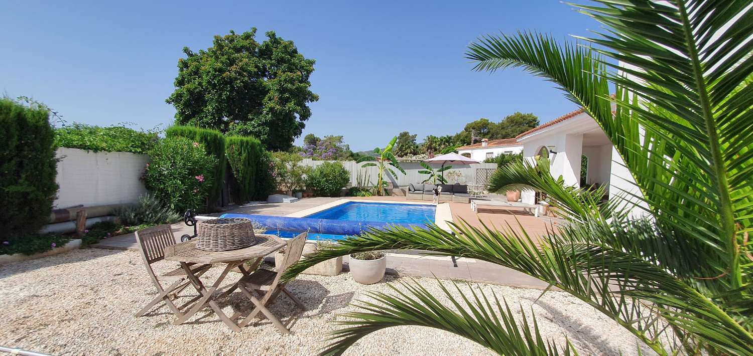 Villa en venta en Palma de Gandía