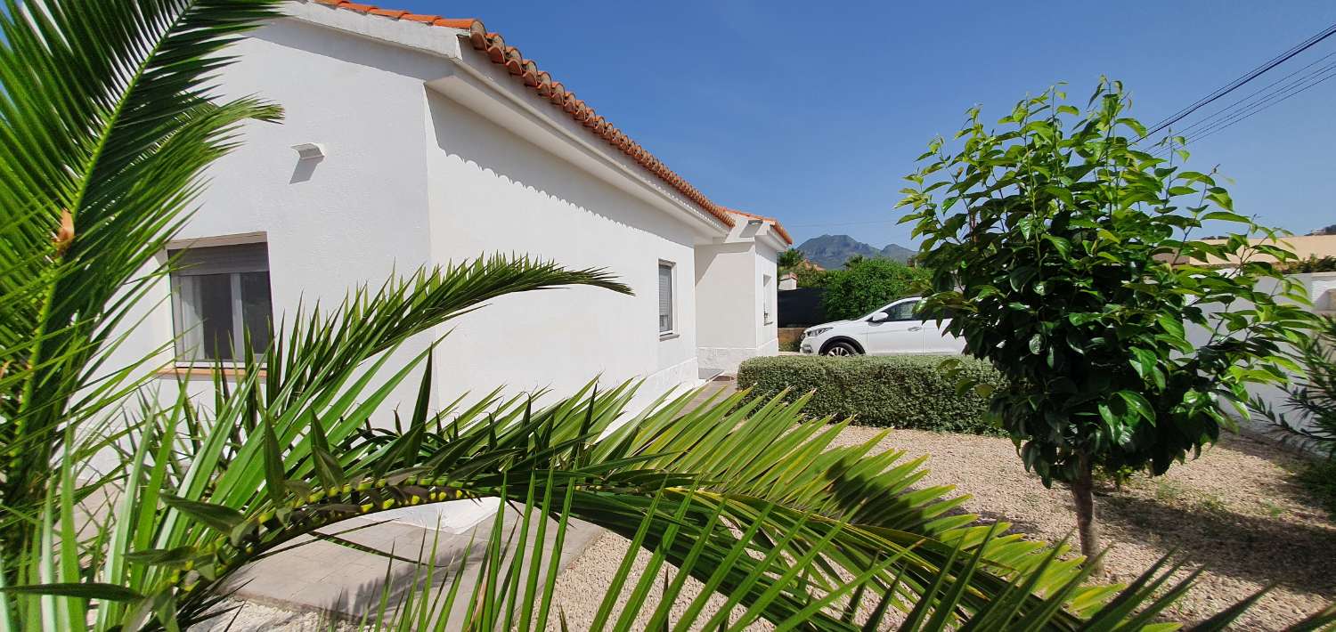 Villa en venta en Palma de Gandía