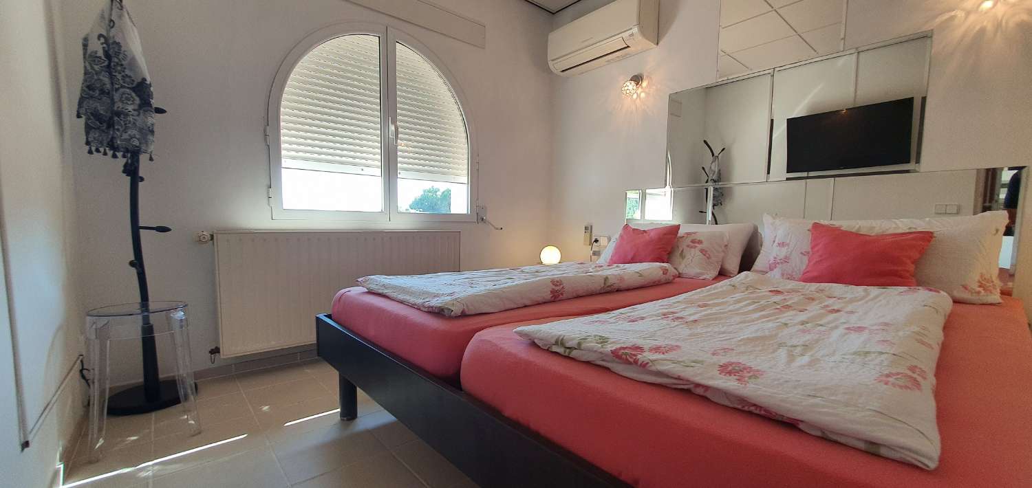 Villa te koop in Gandia