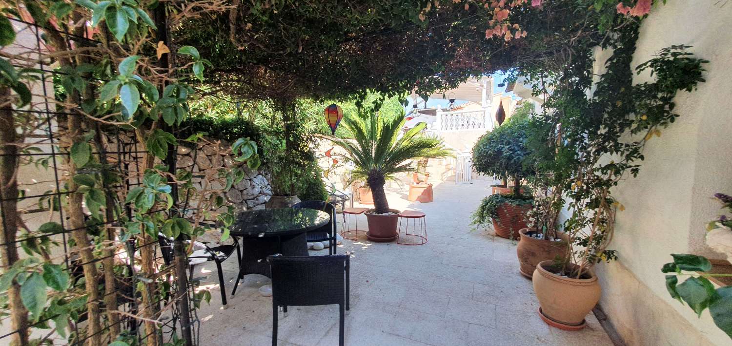 Villa te koop in Gandia