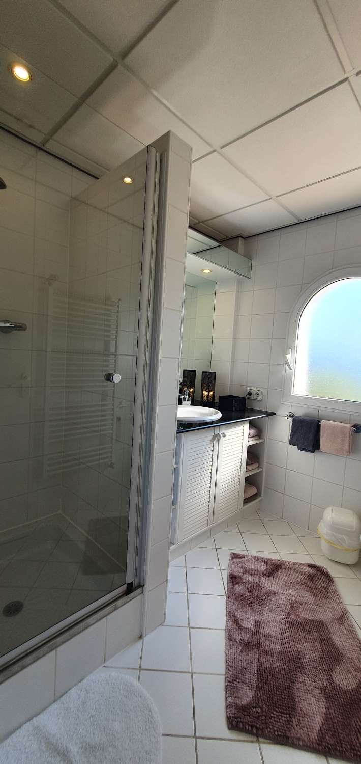 Villa te koop in Gandia