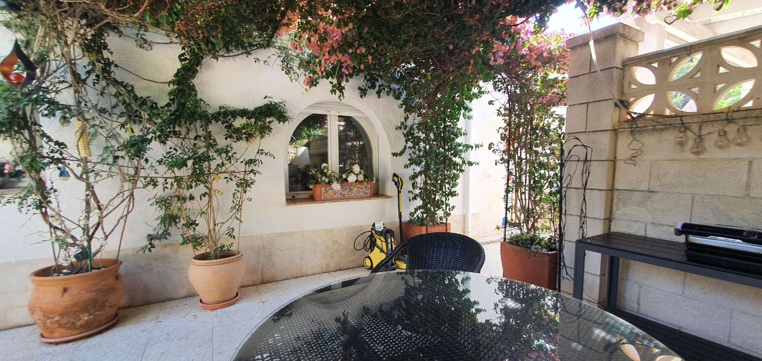 Villa te koop in Gandia