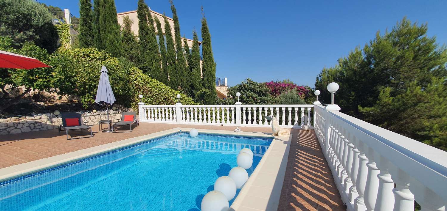 Villa te koop in Gandia