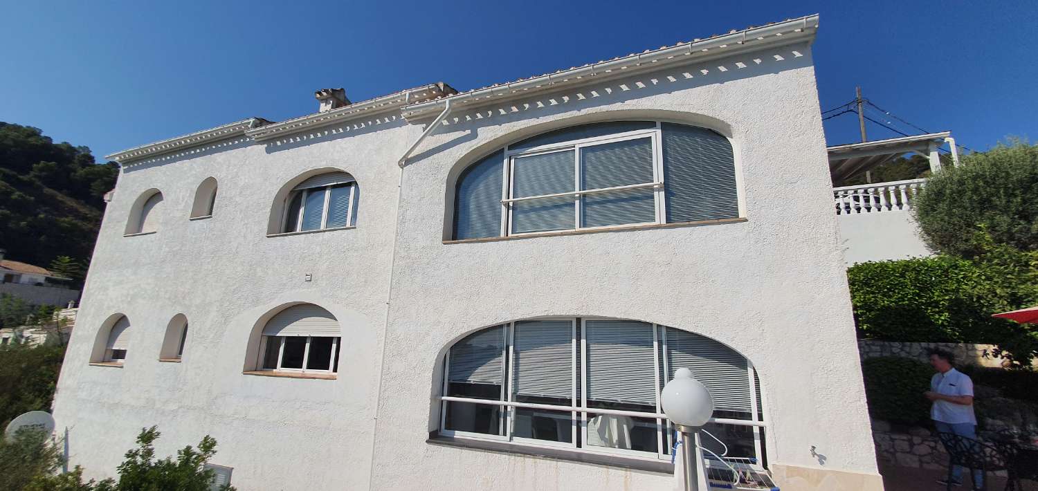 Villa te koop in Gandia