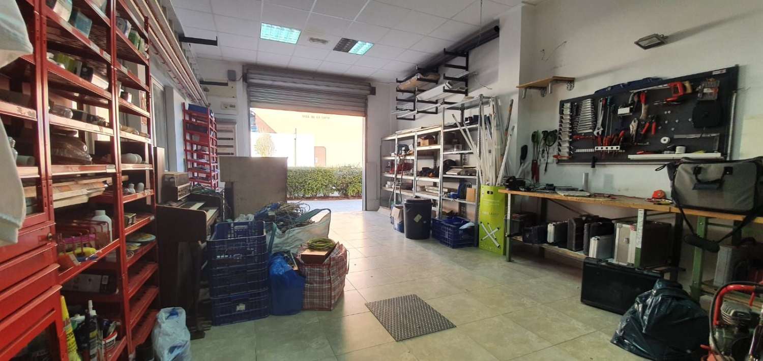 Shop for sale in Villalonga