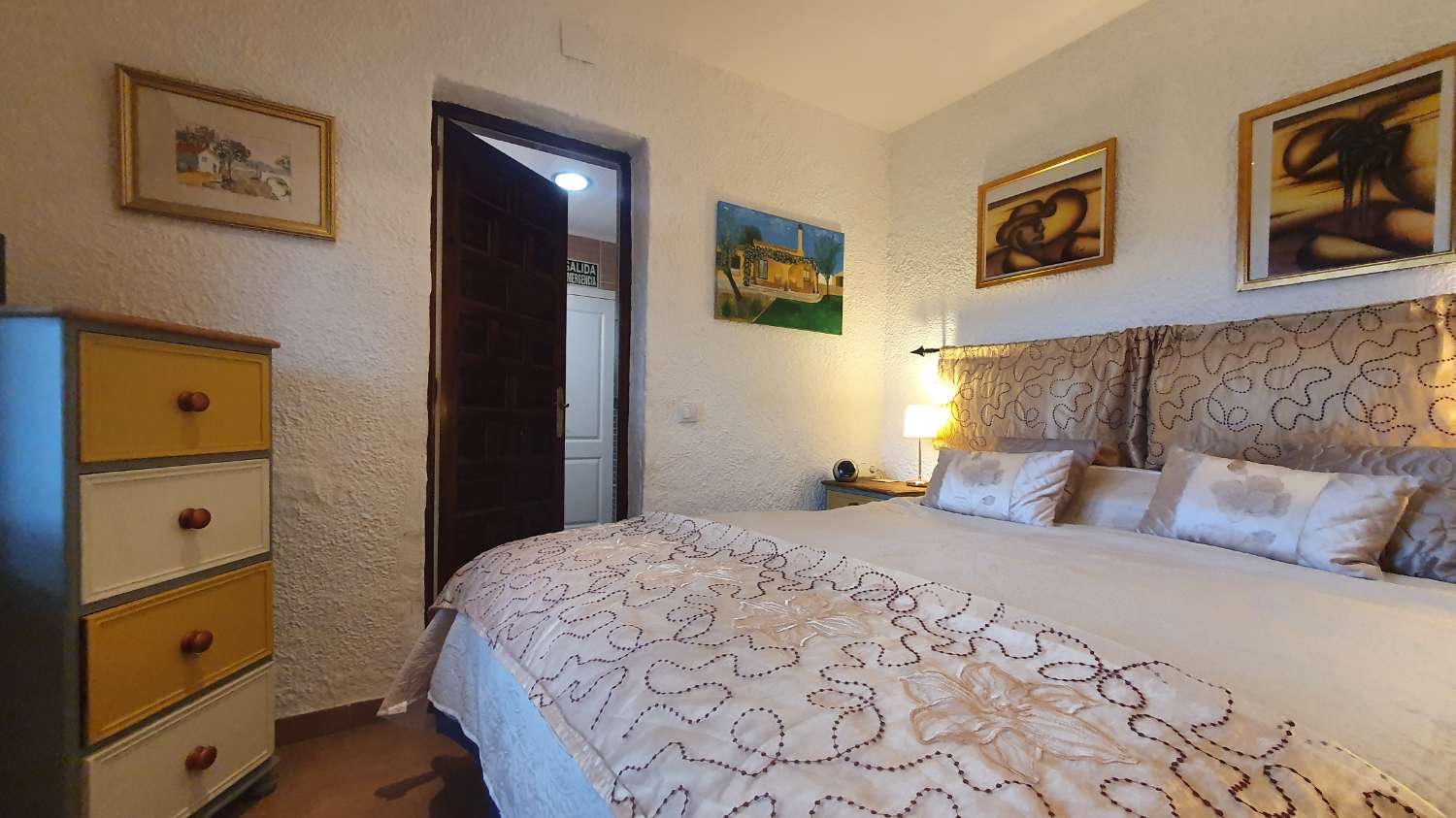 Villa for sale in Oliva pueblo