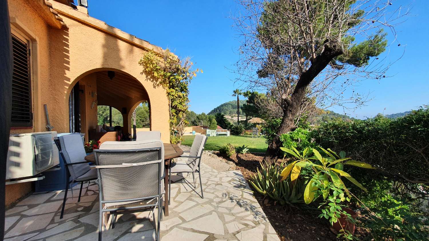 Villa for sale in Oliva pueblo