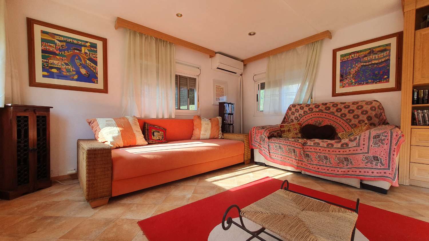 Villa for sale in Oliva pueblo
