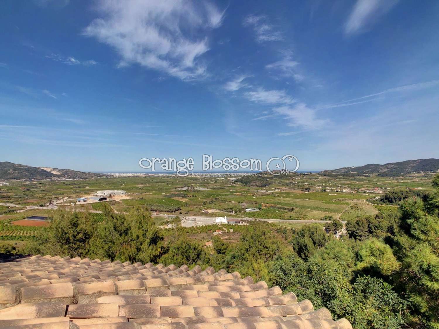 Villa for sale in Ador