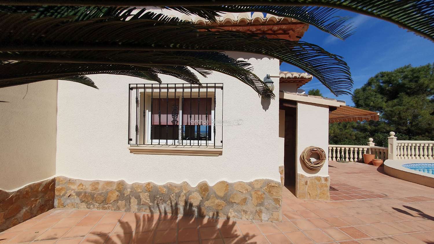 Villa en venta en Ador