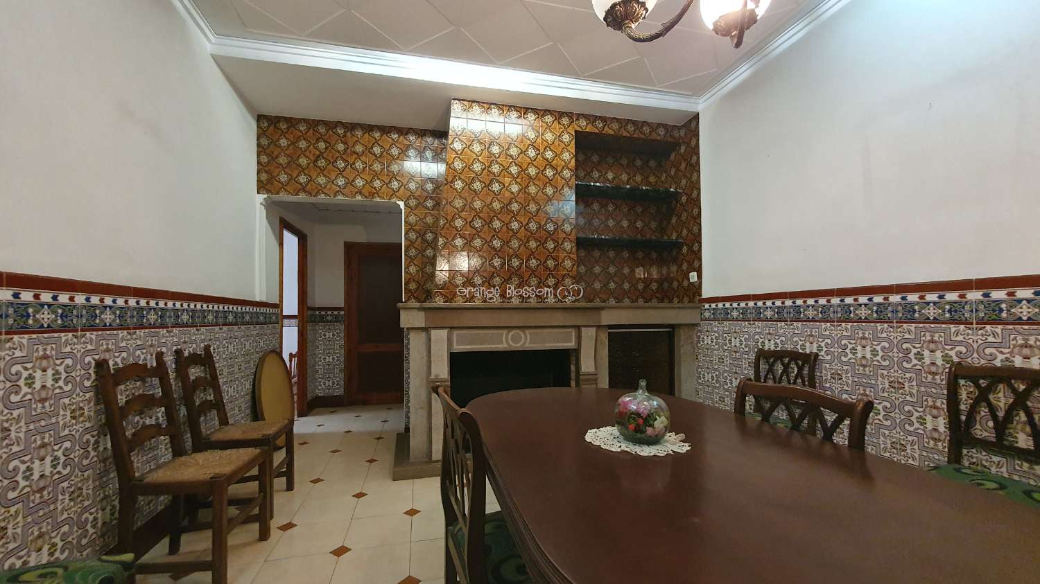 Petit Appartement en vente à Ador