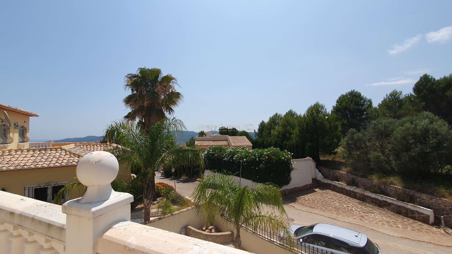 Villa for sale in Ador