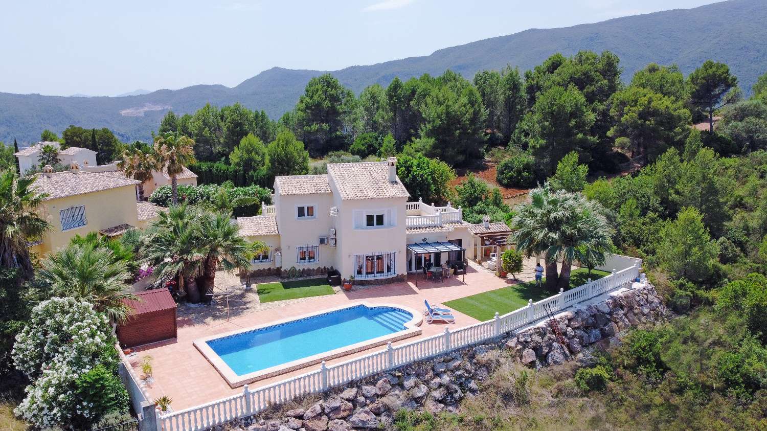 Villa for sale in Ador