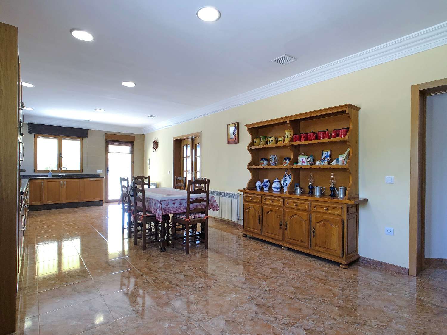 Spectacular villa close to the village of Beniganim