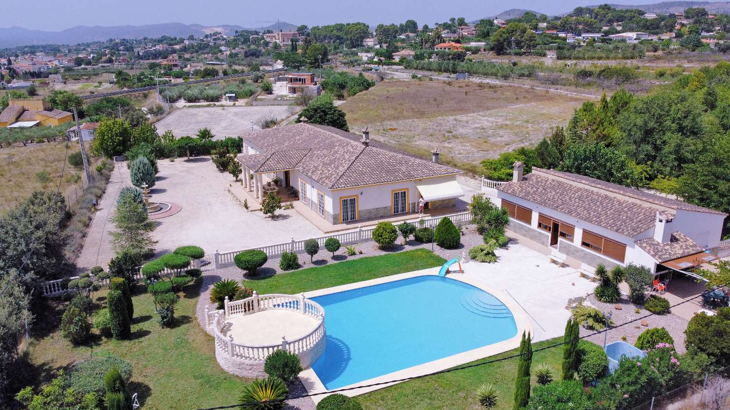 Spettacolare villa vicino al villaggio di Beniganim