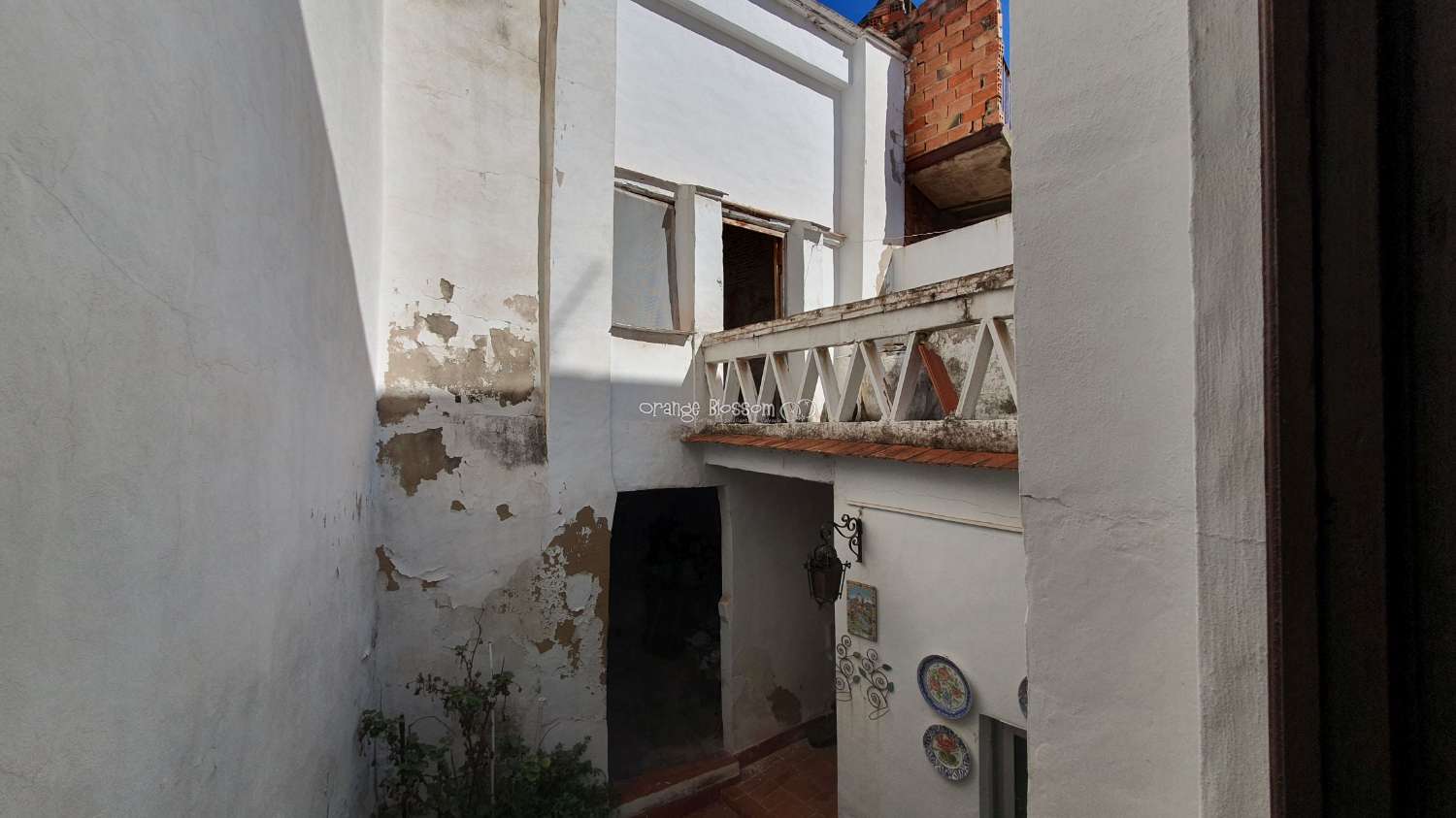 Un'accattivante casa di città di 240 m2 del 1887 nel famoso villaggio di Villalonga nella regione di La Safor di Valencia