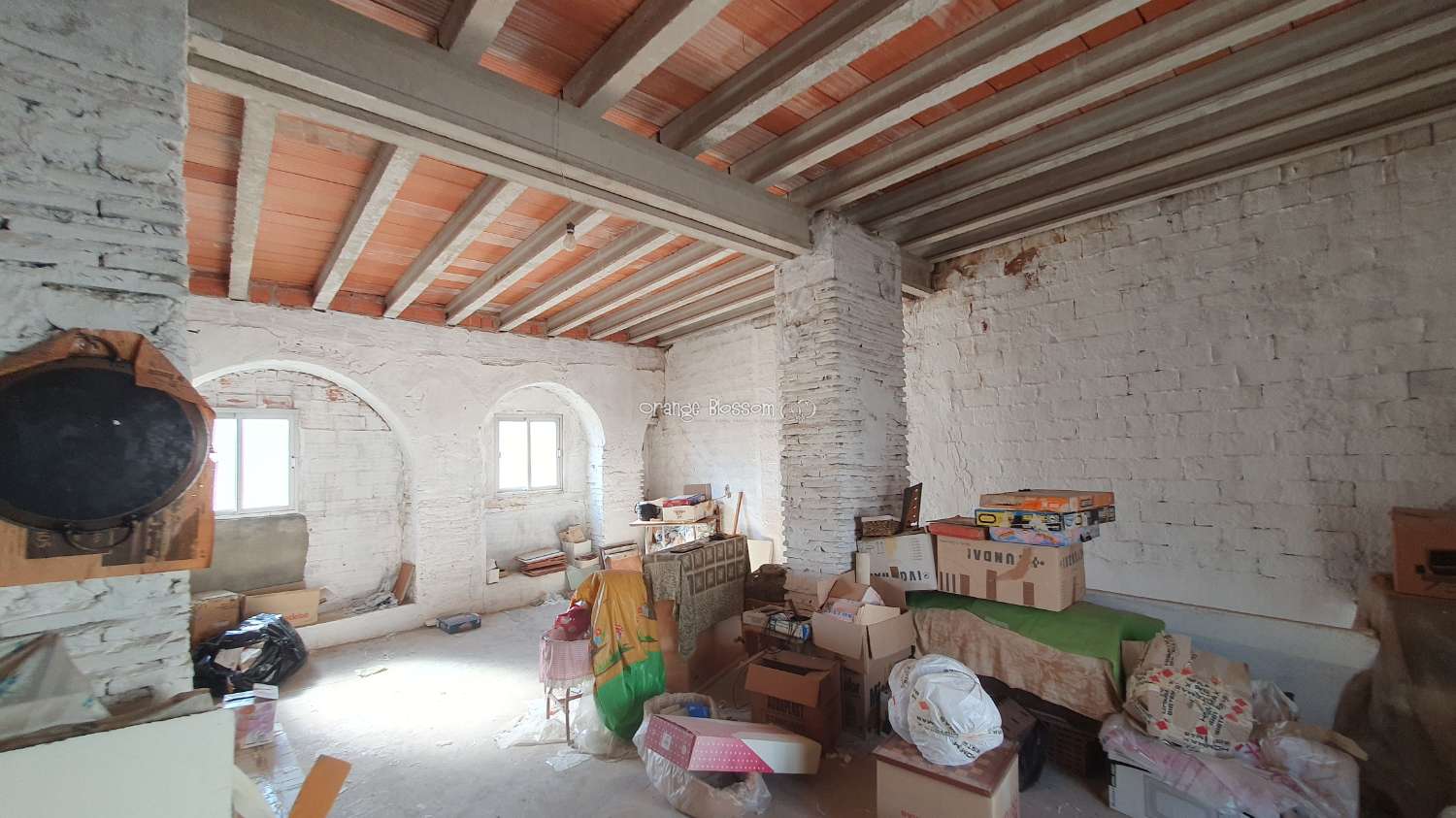 Une captivante maison de ville de 1887 de 240M2 dans le village populaire de Villalonga dans la région de La Safor à Valence