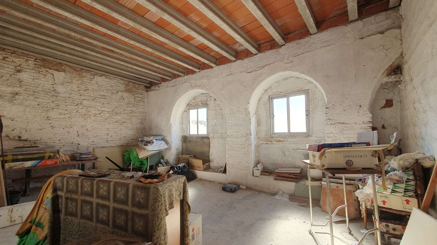 Une captivante maison de ville de 1887 de 240M2 dans le village populaire de Villalonga dans la région de La Safor à Valence