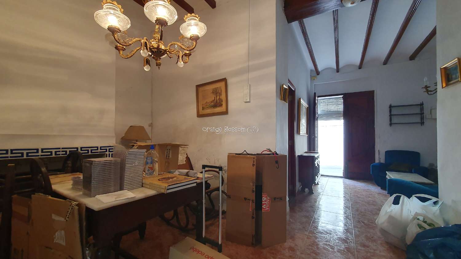 A captivating 1887 240M2 Village town house in the popular village of Villalonga in La Safor Region of Valencia