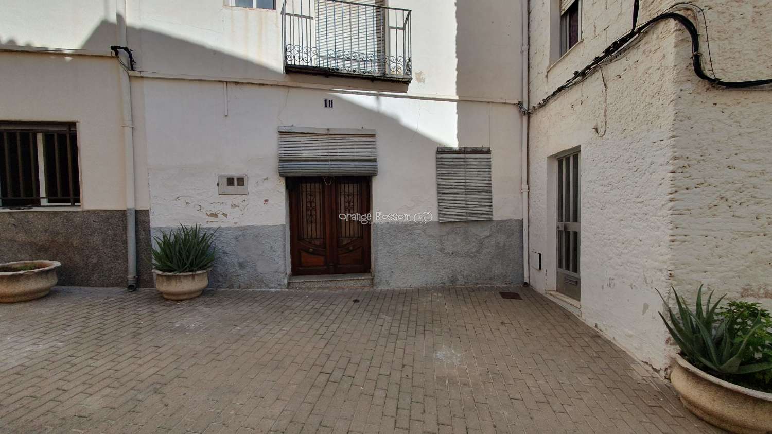 Una cautivadora casa de pueblo de 1887 de 240 m2 en el popular pueblo de Villalonga en la región de La Safor de Valencia