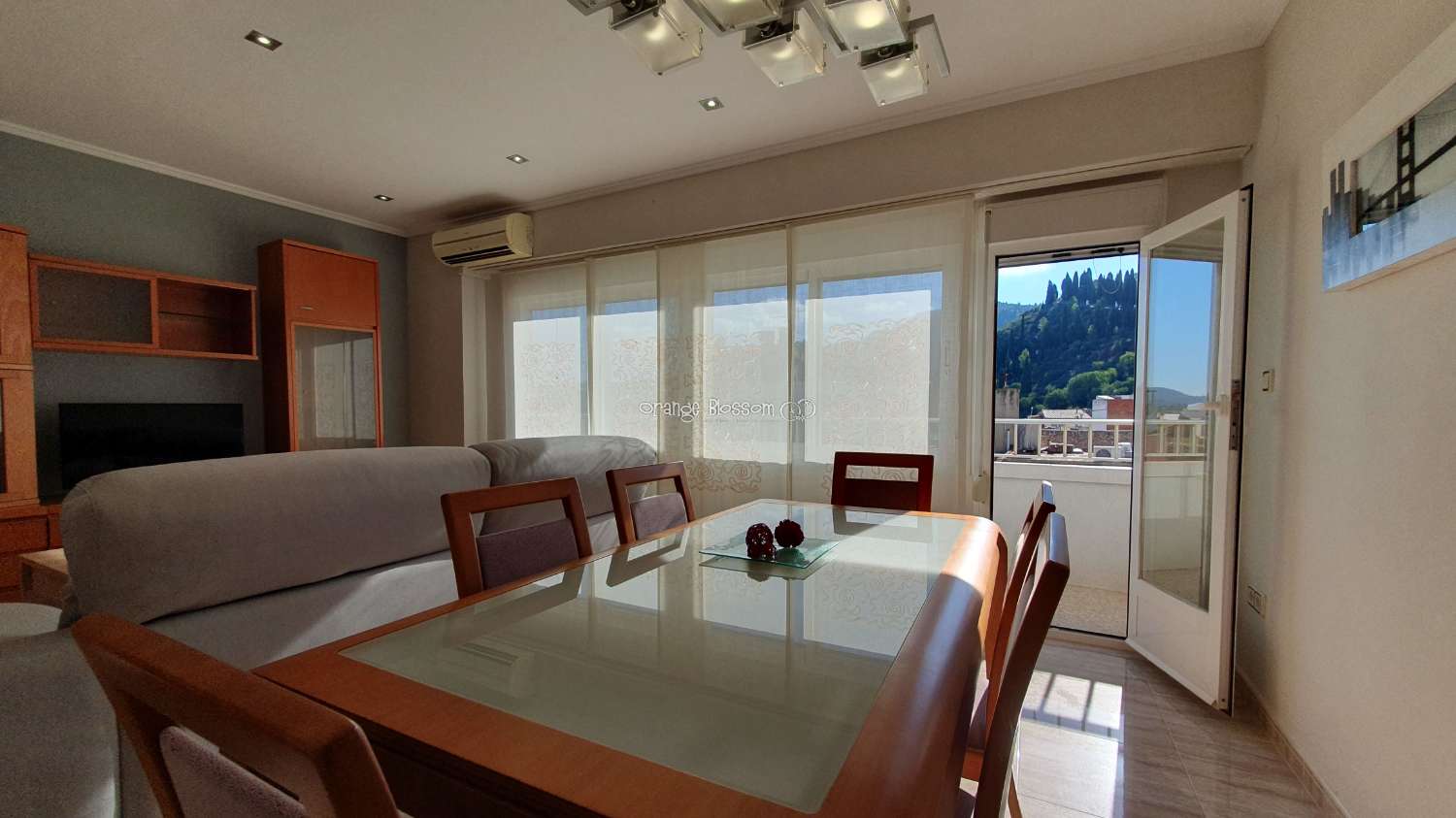 A Bright and Modern 3-Bedroom Apartment with Mountain Views