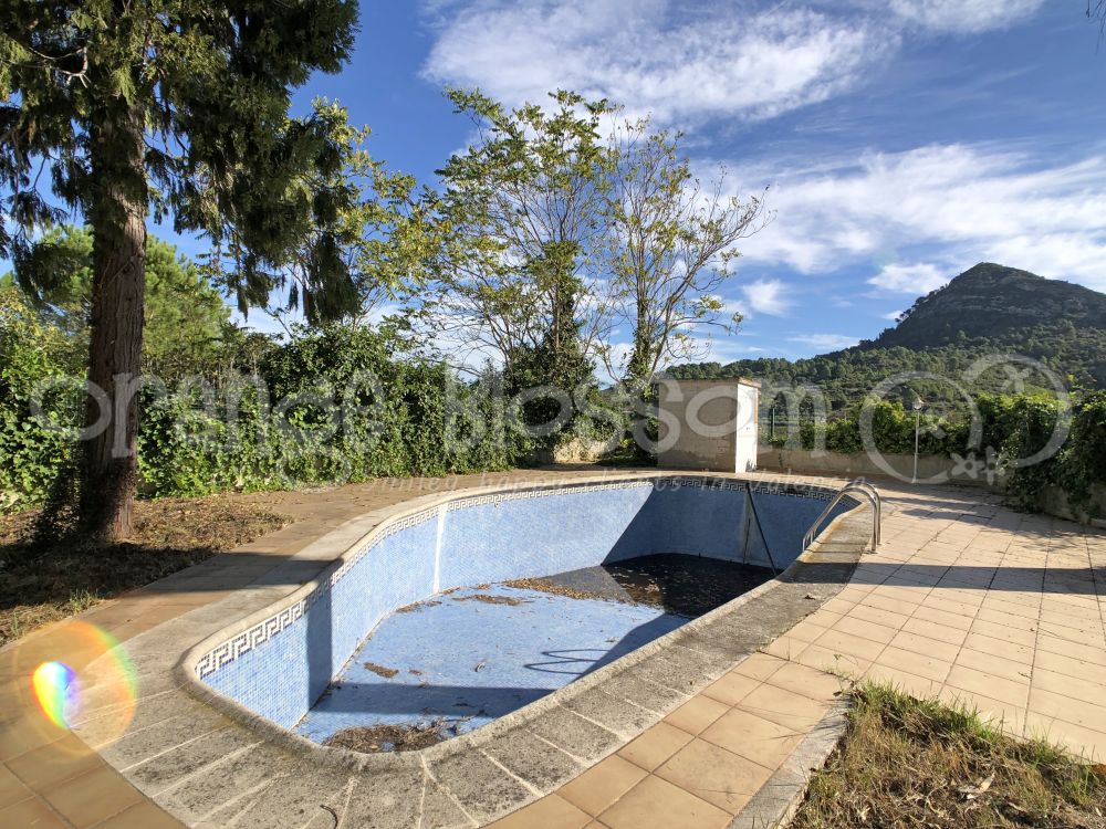 Casa única a Terrateig amb boniques vistes