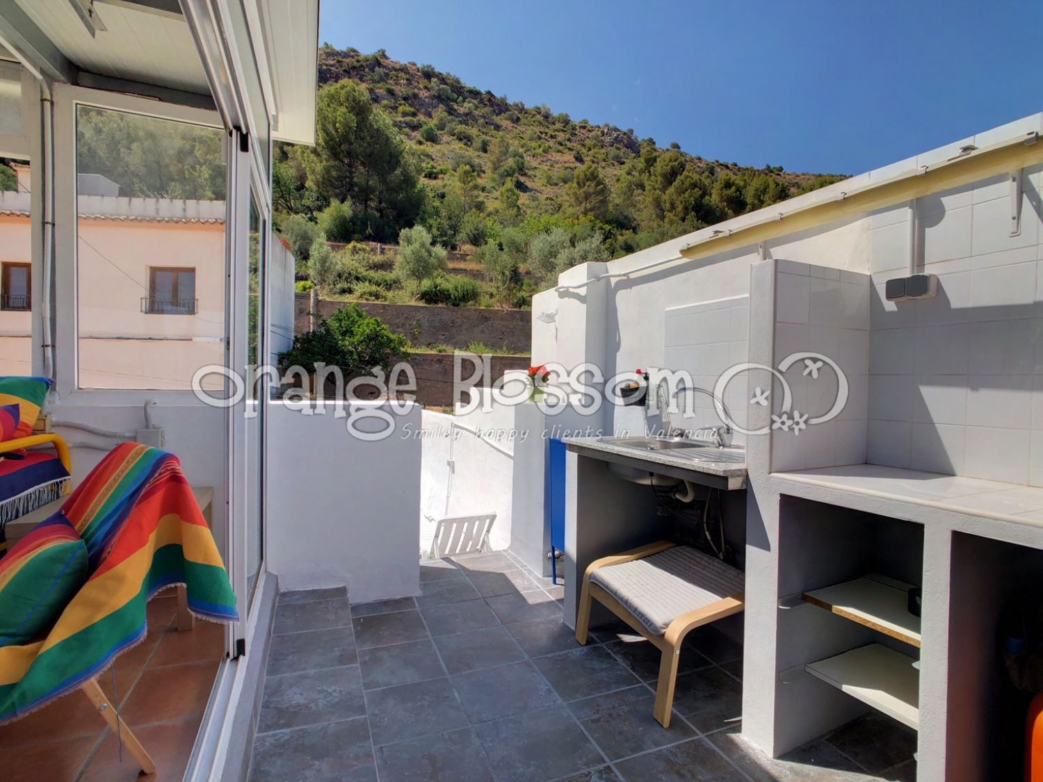 Well presented village house in Palma de Gandia