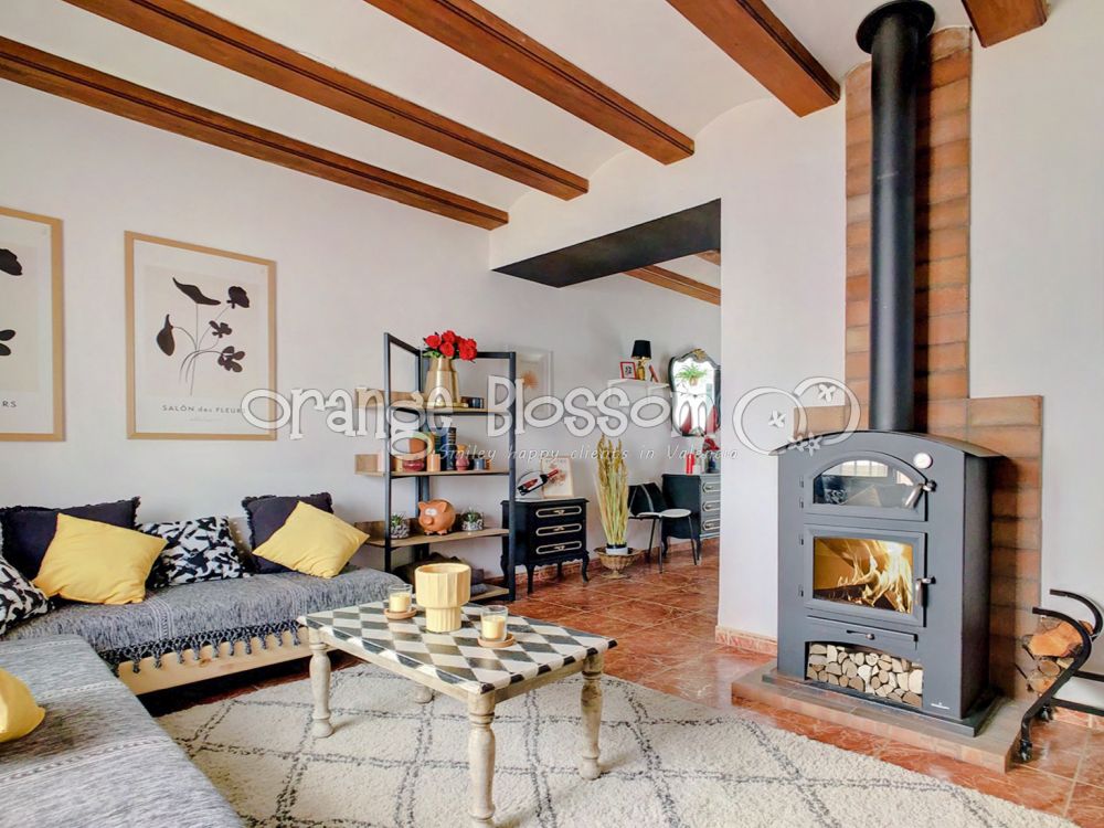 Well presented village house in Palma de Gandia