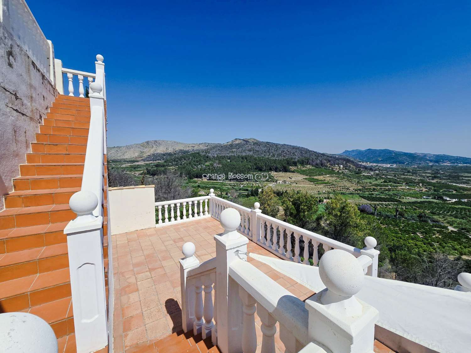 Fantastic Coastal views.