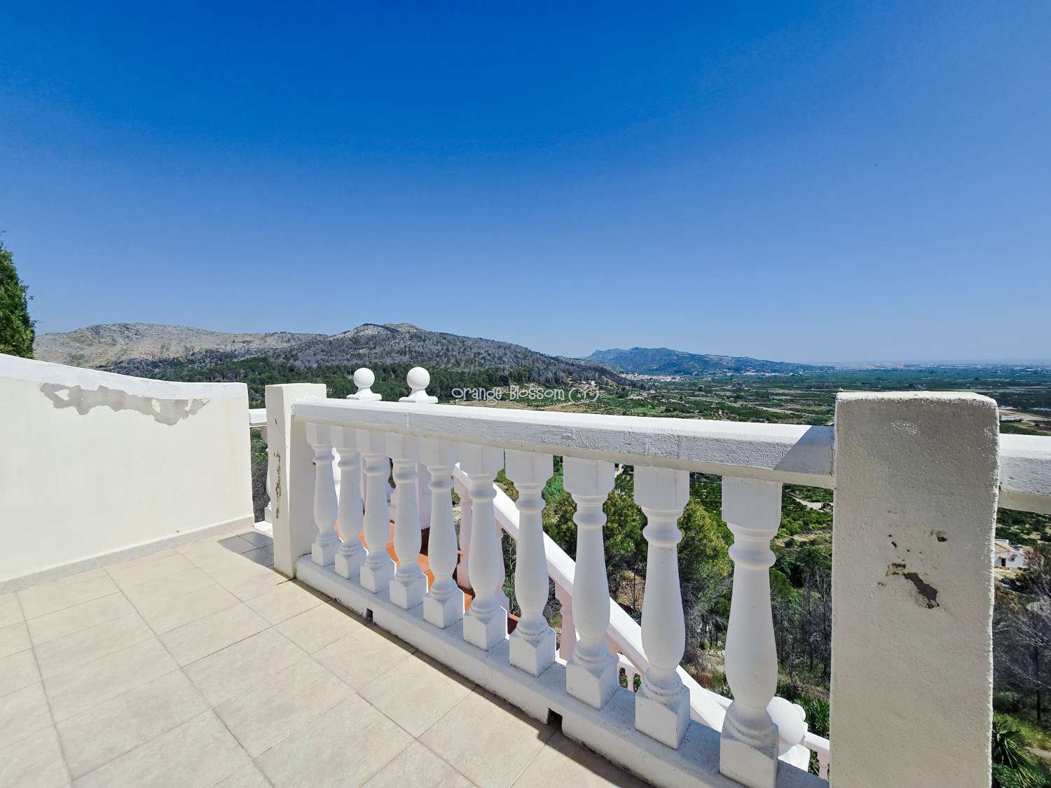Fantastic Coastal views.