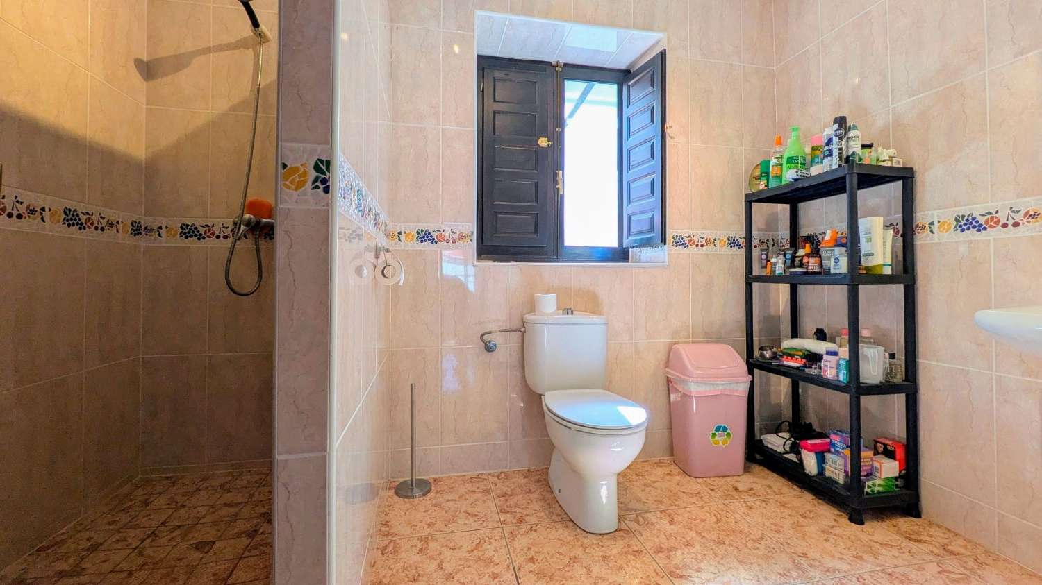 Spacious and Characterful Townhouse – Just Moments from the Heart of the village.