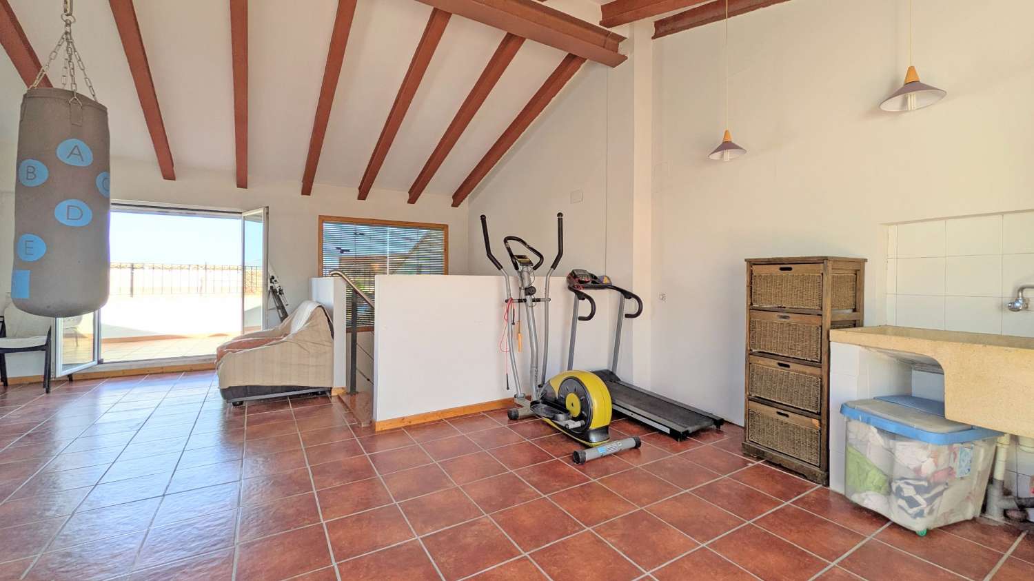 Casa Luz – Elegancia mediterránea a las puertas de Albaida