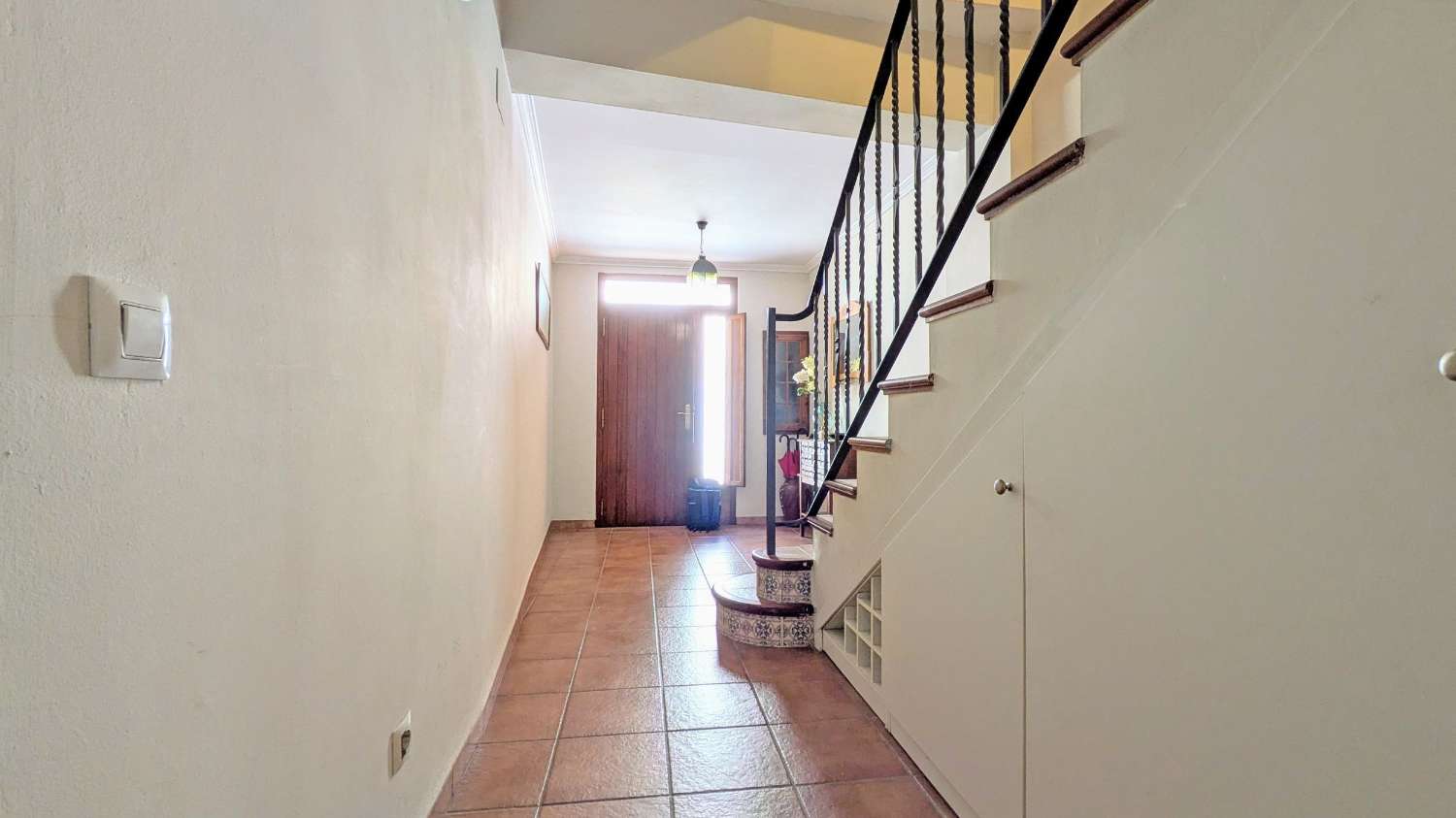 Casa Luz – Elegancia mediterránea a las puertas de Albaida
