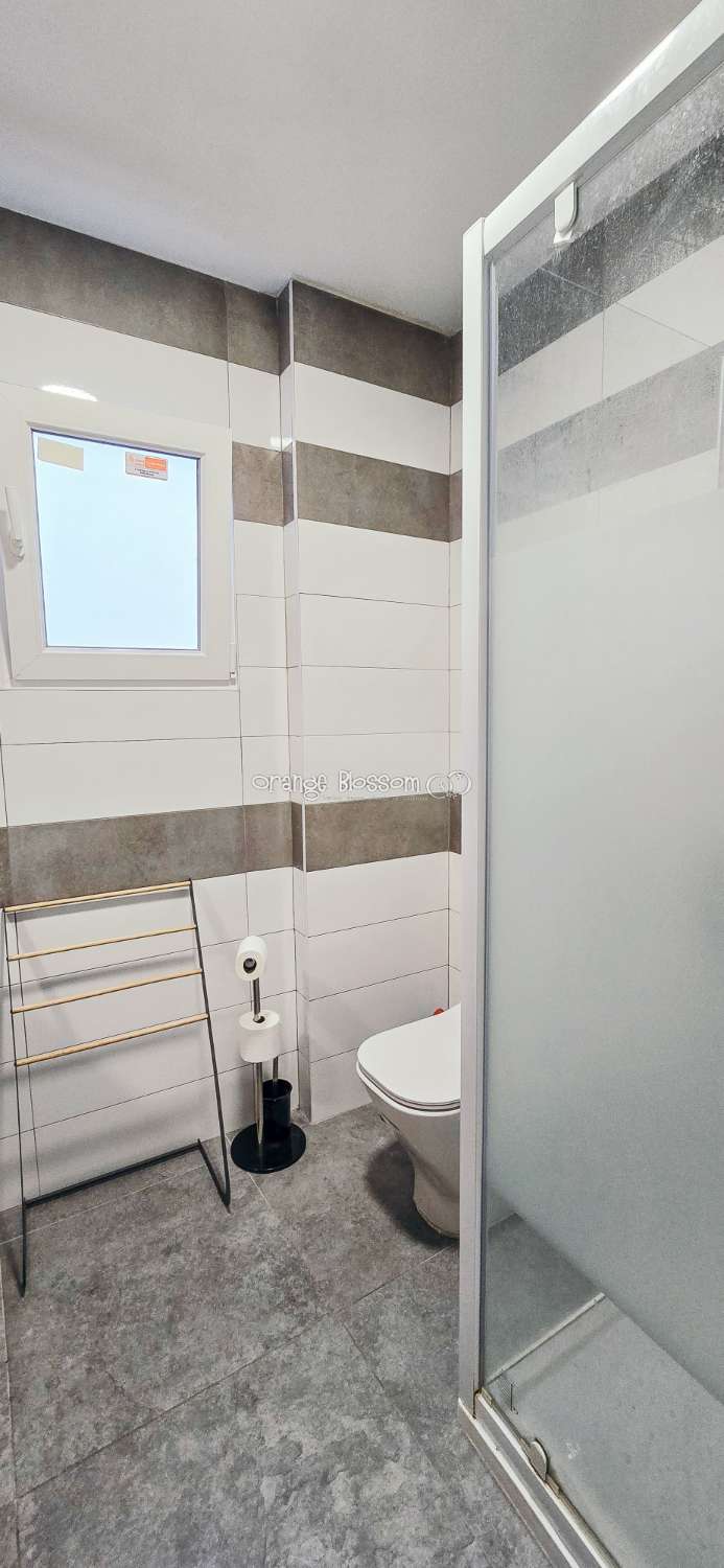 Zentral und erreichbar. Eine ideale Immobilie für alle, die ein gepflegtes Zuhause in einer traditionellen spanischen Dorfumgebung suchen.