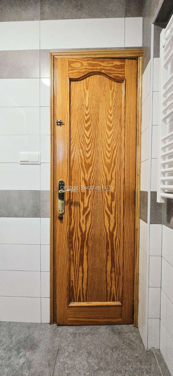 Zentral und erreichbar. Eine ideale Immobilie für alle, die ein gepflegtes Zuhause in einer traditionellen spanischen Dorfumgebung suchen.