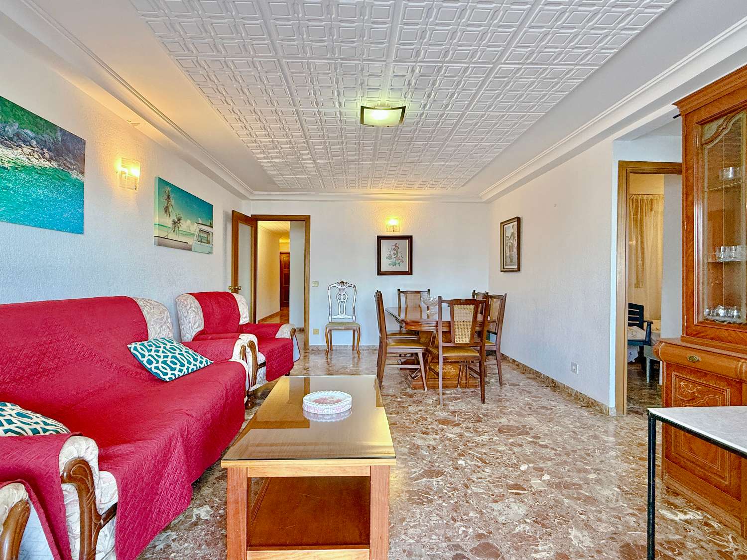 INCREDIBLE APARTMENT ON THE SEAFRONT ON THE PROMENADE OF FUENGIROLA
