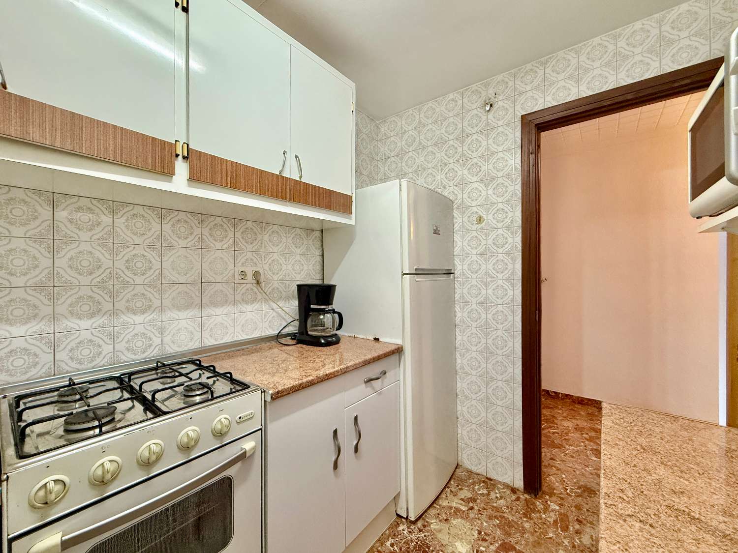 INCREDIBLE APARTMENT ON THE SEAFRONT ON THE PROMENADE OF FUENGIROLA