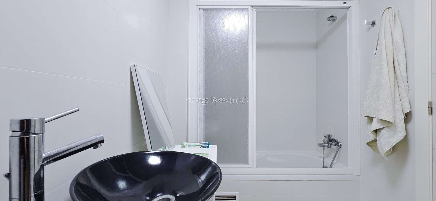Zentral und erreichbar. Eine ideale Immobilie für alle, die ein neues Zuhause in einem traditionellen spanischen Dorf suchen.