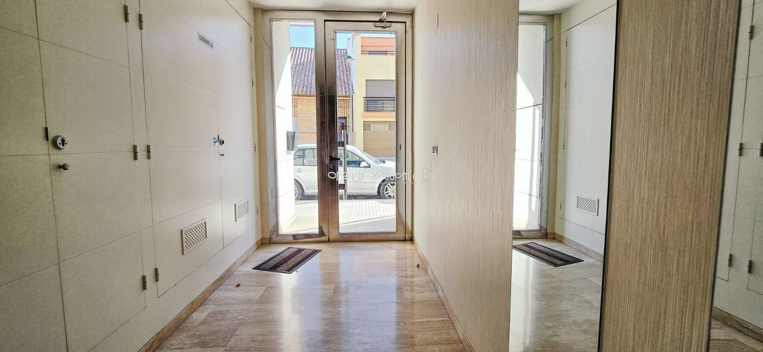 Zentral und erreichbar. Eine ideale Immobilie für alle, die ein neues Zuhause in einem traditionellen spanischen Dorf suchen.