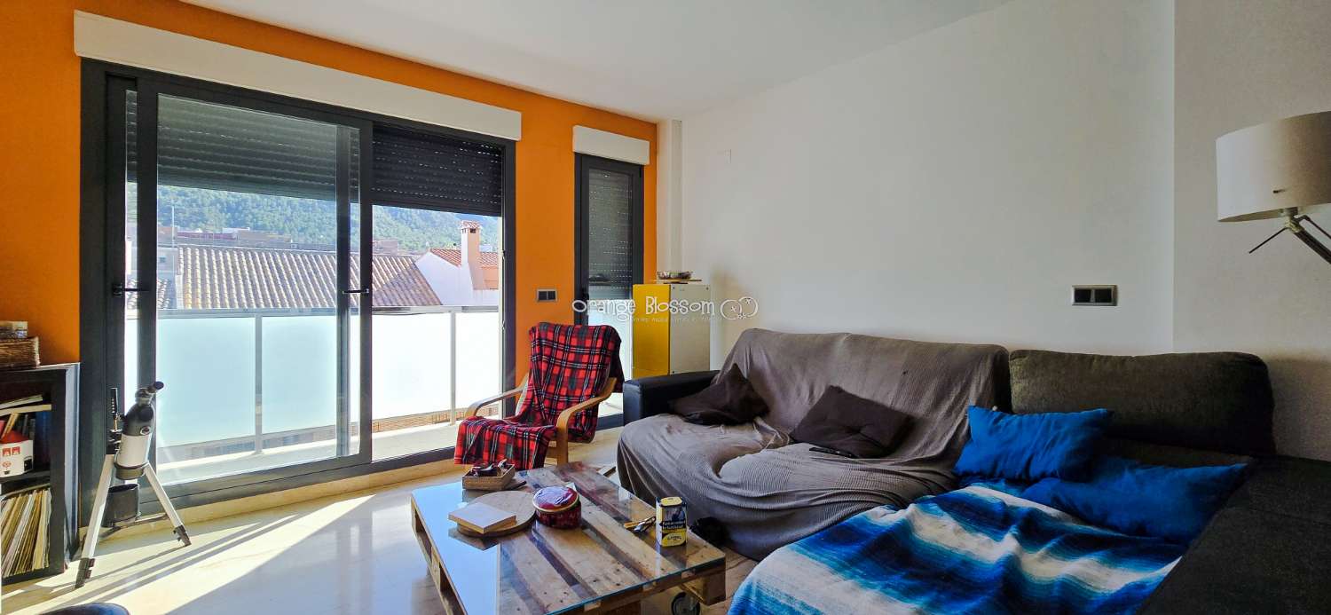 Zentral und erreichbar. Eine ideale Immobilie für alle, die ein neues Zuhause in einem traditionellen spanischen Dorf suchen.