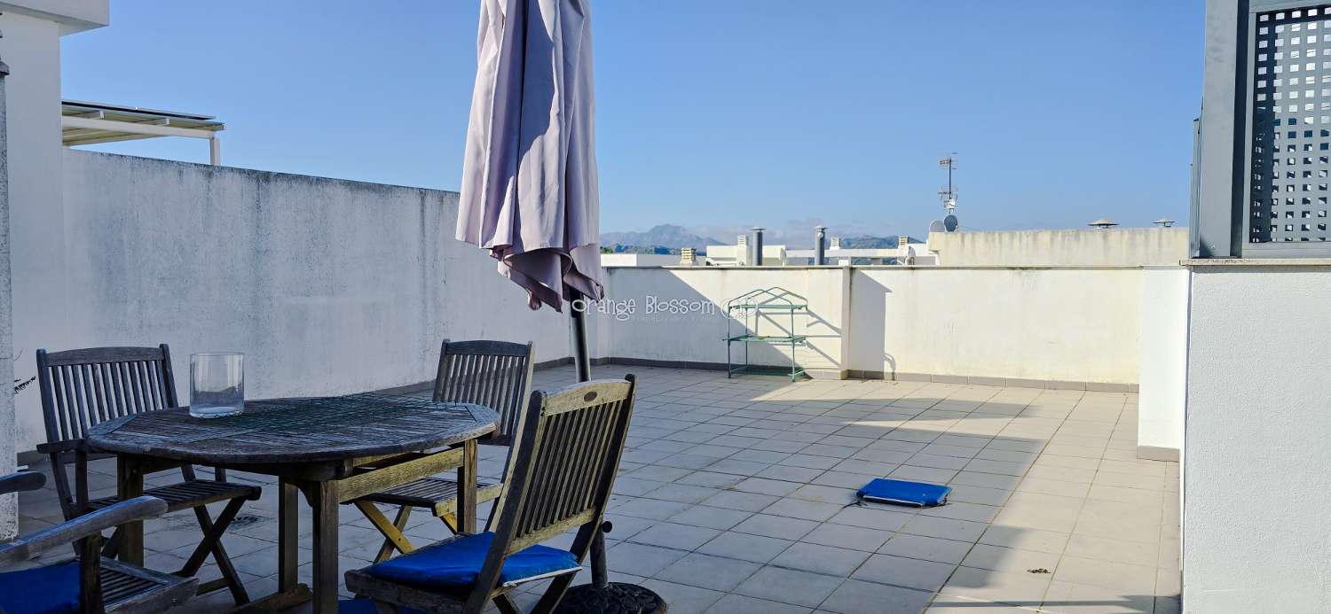Zentral und erreichbar. Eine ideale Immobilie für alle, die ein neues Zuhause in einem traditionellen spanischen Dorf suchen.