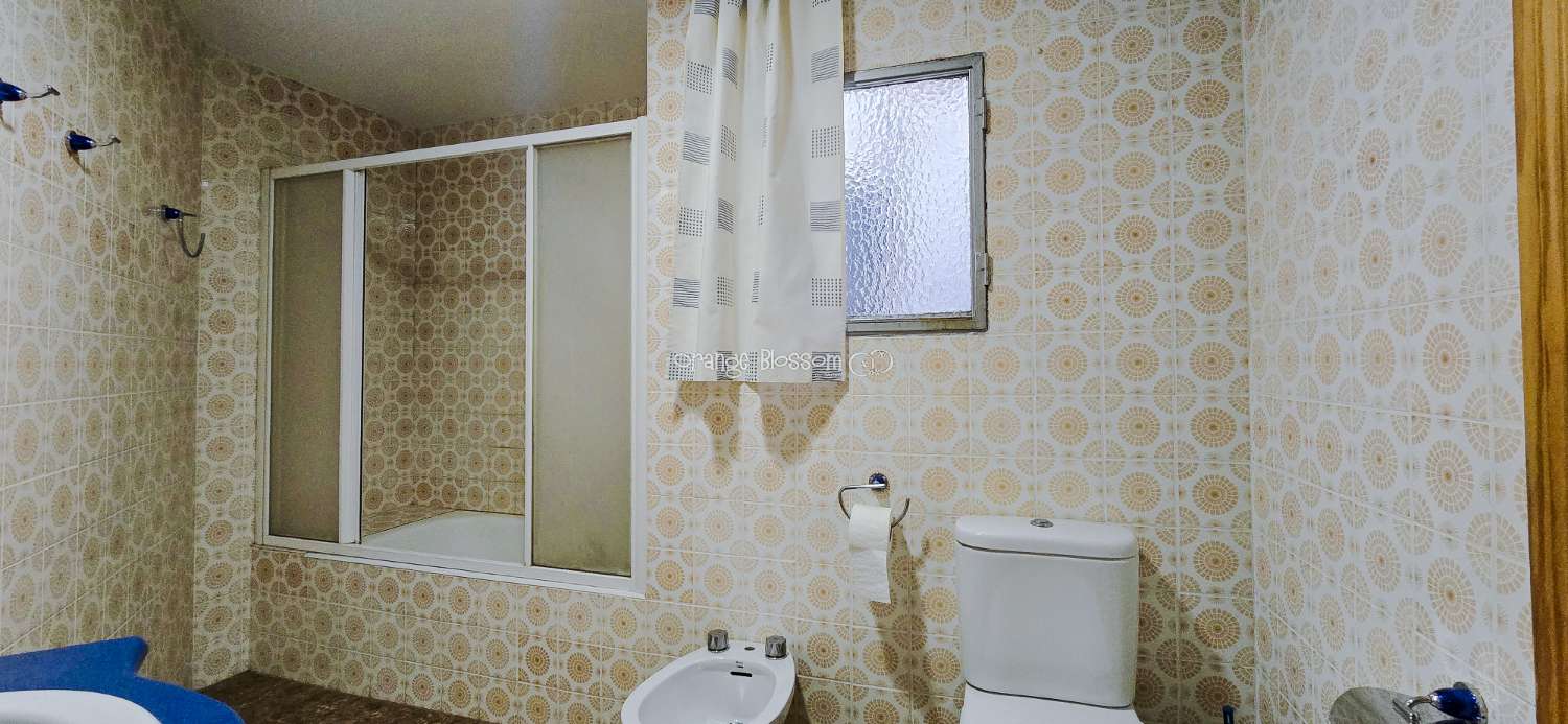 Un apartamento encantador y luminoso con unas vistas magníficas en el popular pueblo de Villalonga.