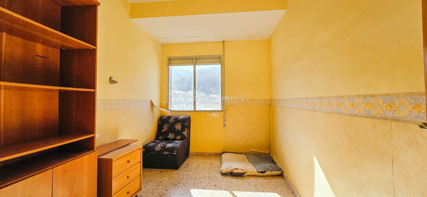 Un apartamento encantador y luminoso con unas vistas magníficas en el popular pueblo de Villalonga.