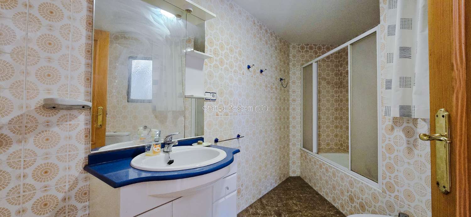 Un apartamento encantador y luminoso con unas vistas magníficas en el popular pueblo de Villalonga.