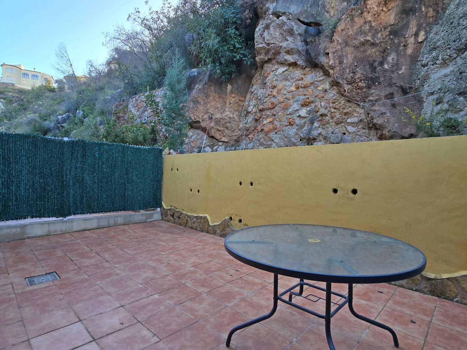 Großes Stadthaus mit Pool und Meerblick