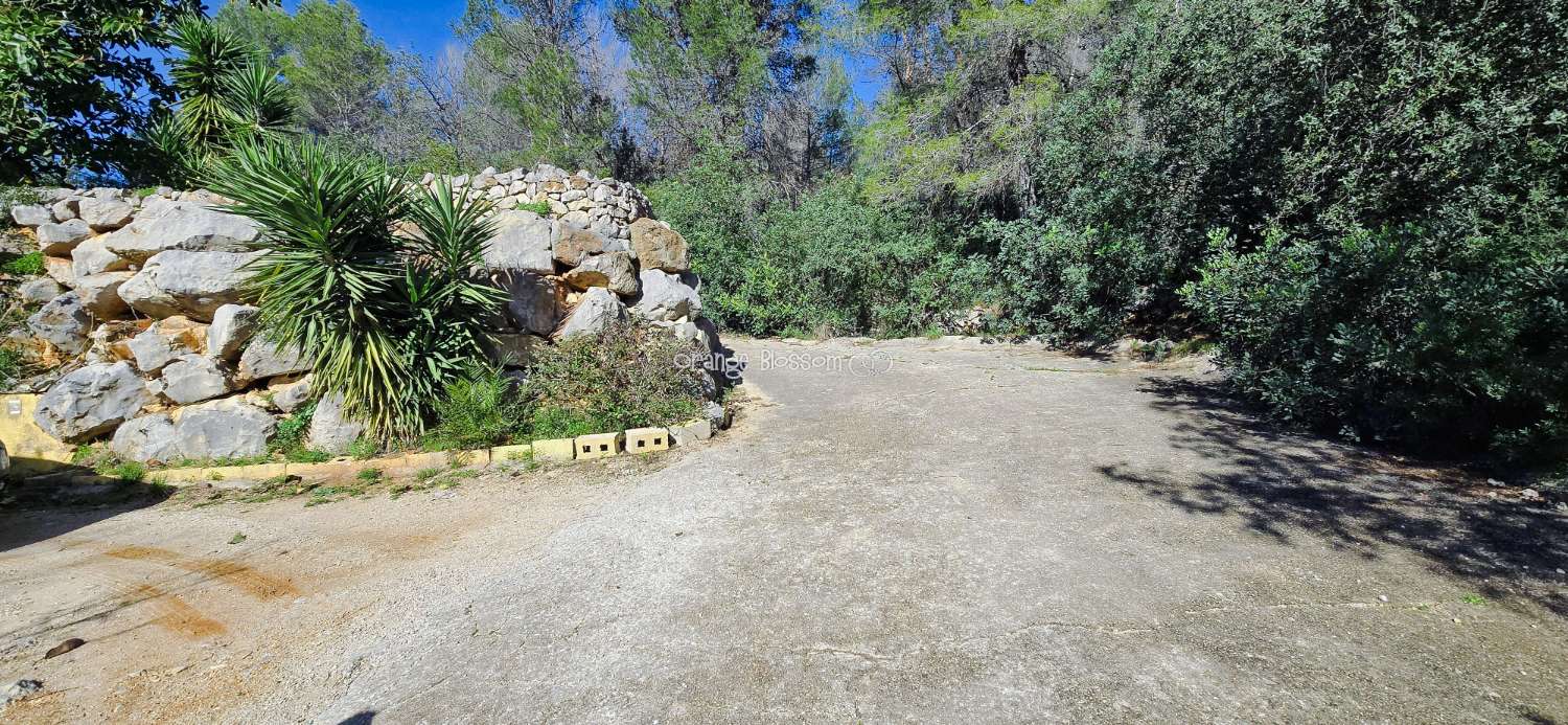 Peaceful Views  and tranquility with Total Convenience.