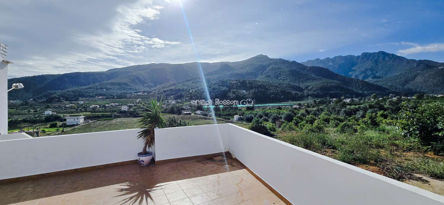 Peaceful Views  and tranquility with Total Convenience.