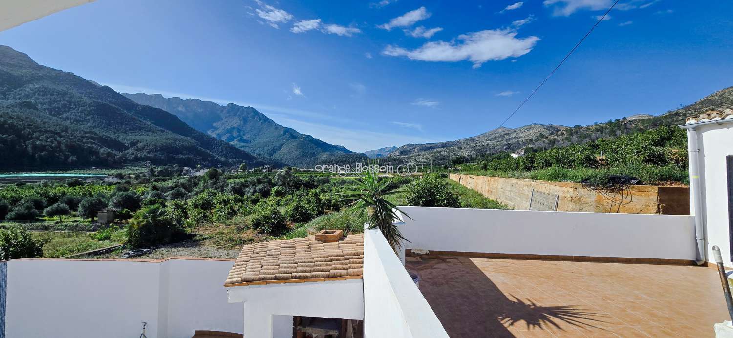 Peaceful Views  and tranquility with Total Convenience.