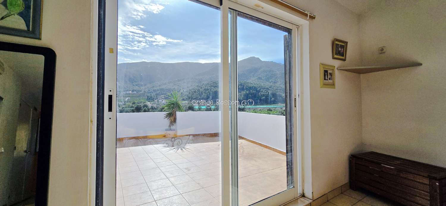 Peaceful Views  and tranquility with Total Convenience.